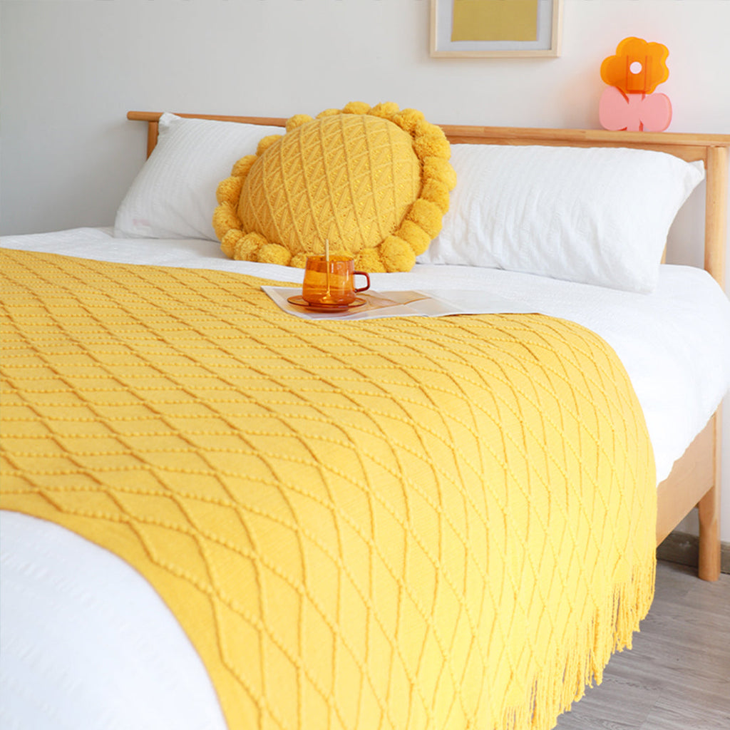 NNEAGS Yellow Diamond Pattern Knitted Throw Blanket Warm Cozy Woven Cover Couch Bed Sofa Home Decor with Tassels