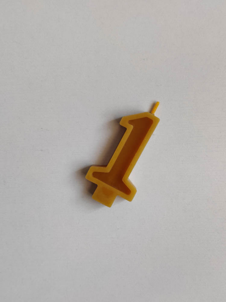 Handmade Beeswax Number Candles | 0-9 | Natural