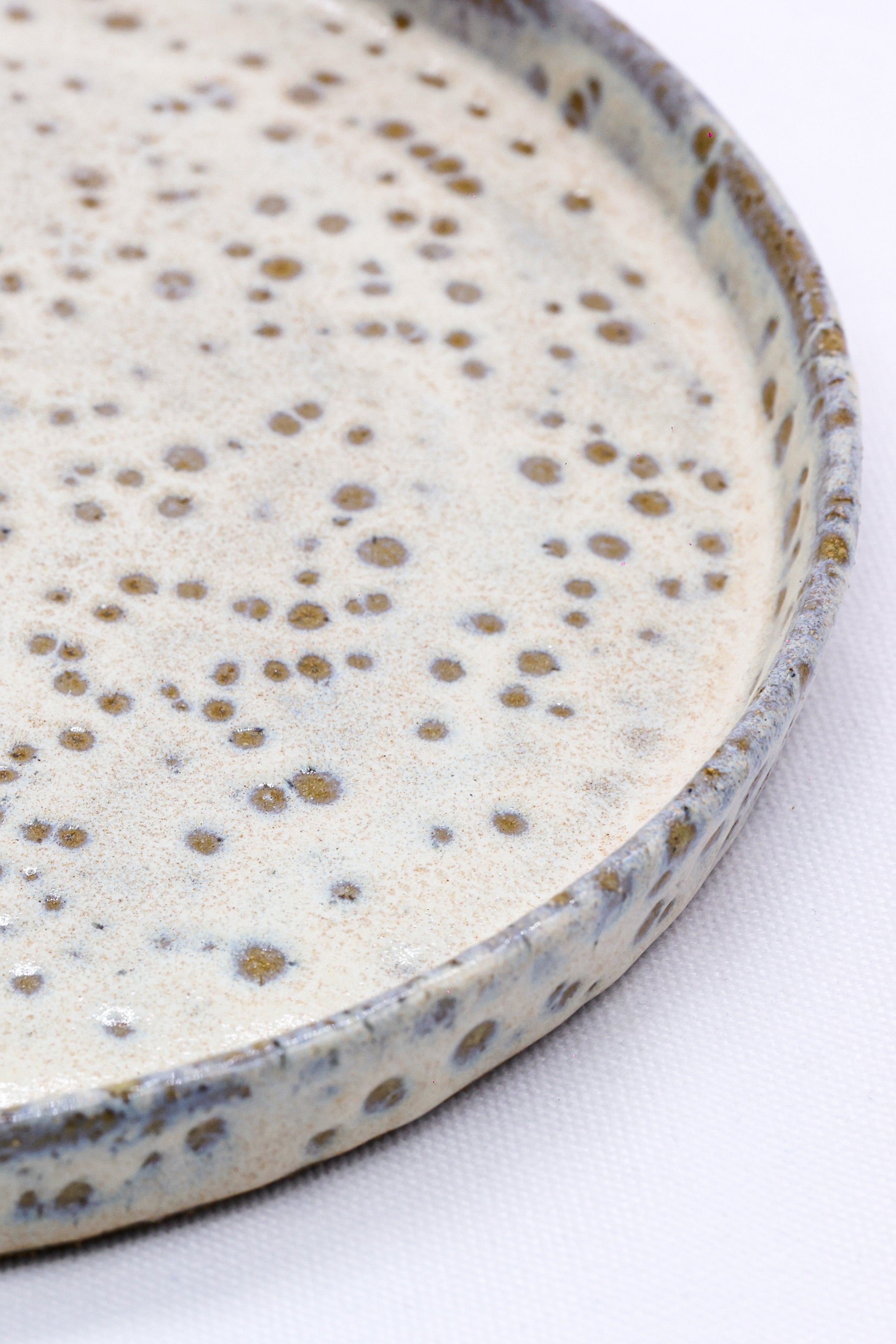 23 cm Saltfoam Stoneware Handmade Ceramic Dinner Plate