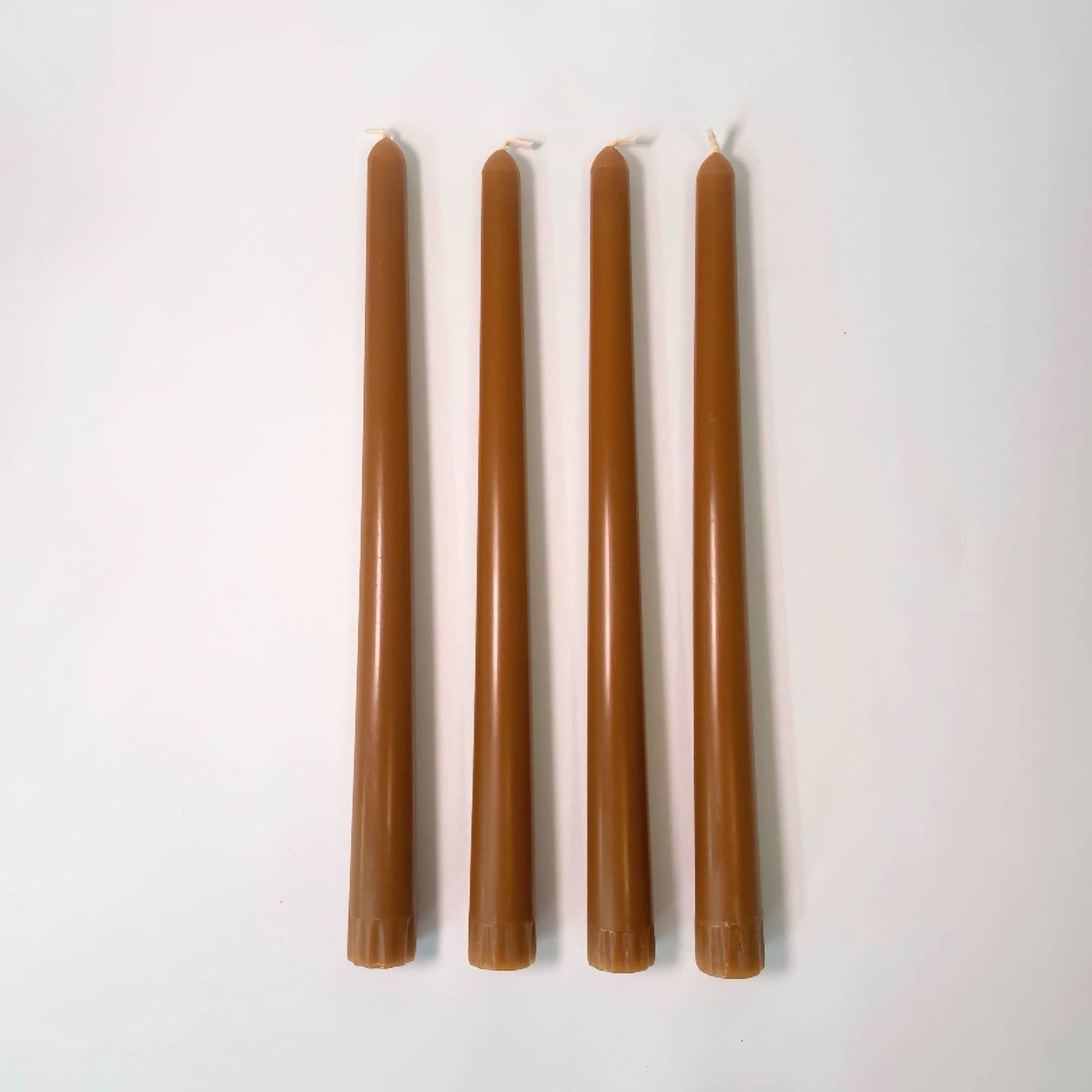 Coloured Beeswax Taper Candle | Mocha Dream